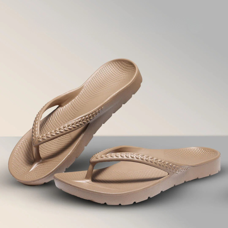 Roslyn – Classic Slip-On Sandals