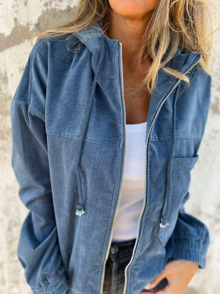 Lila – Casual Jacket with Hood and Zip