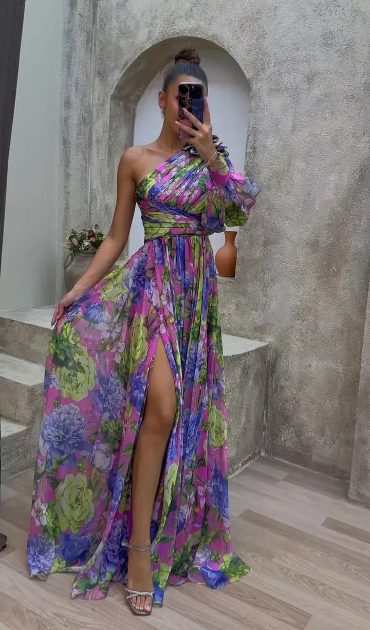 Melina – Flowing Elegant Gown