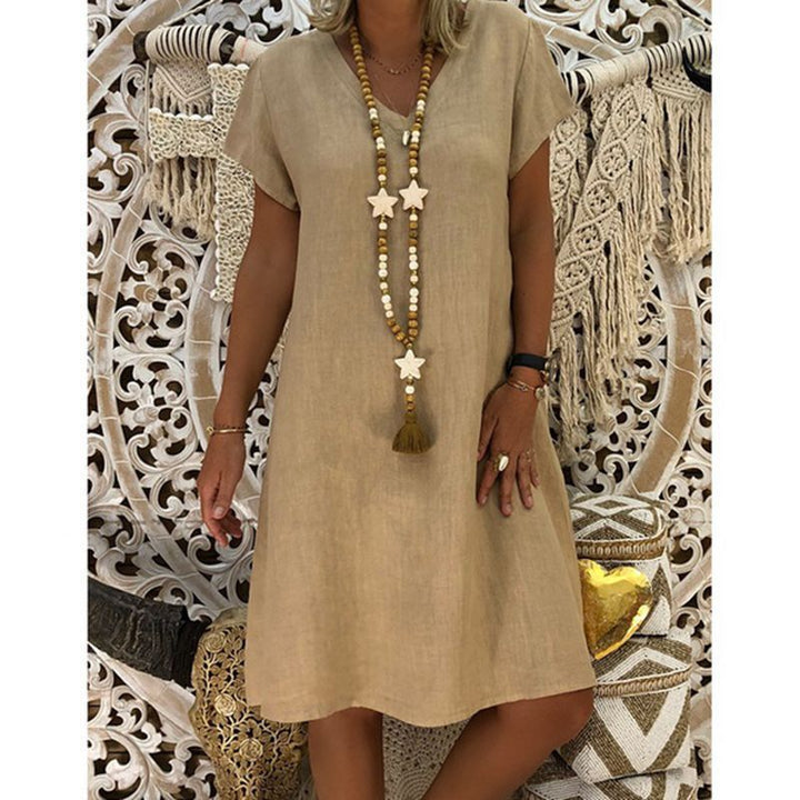 Nerisse – Relaxed Fit V-Neck Dress