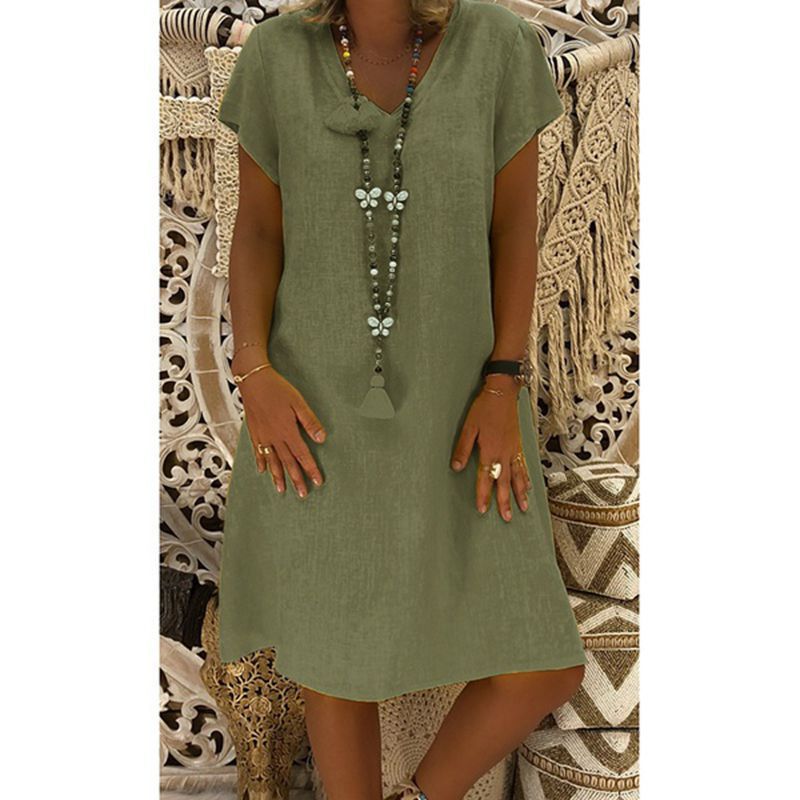 Nerisse – Relaxed Fit V-Neck Dress