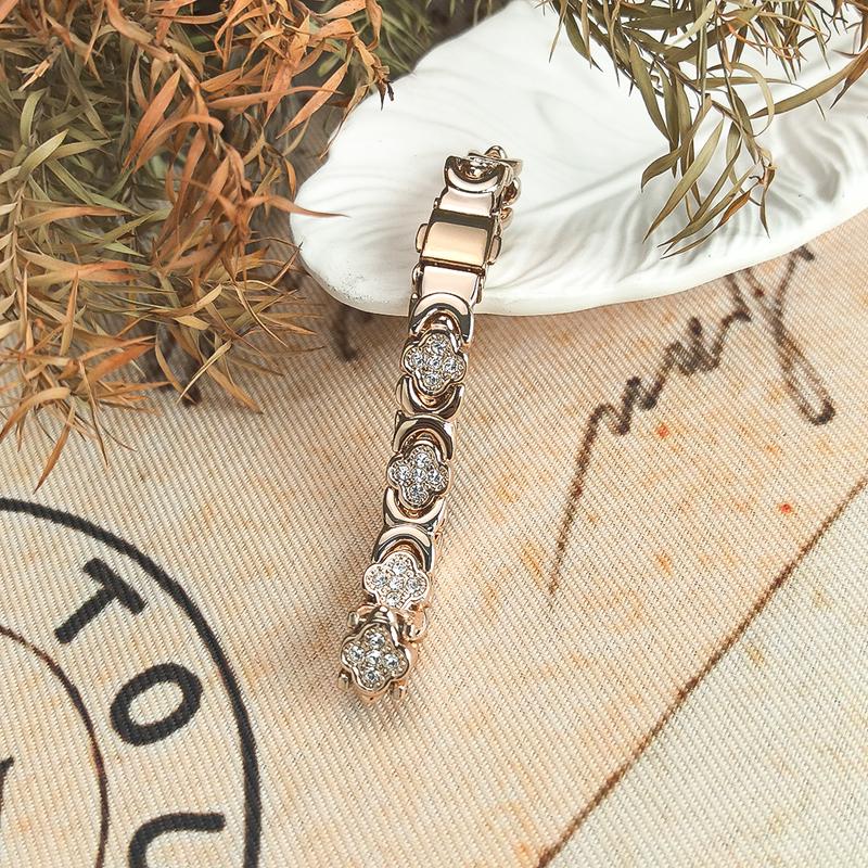 Faelith – Elegant Magnetic Copper Bangle
