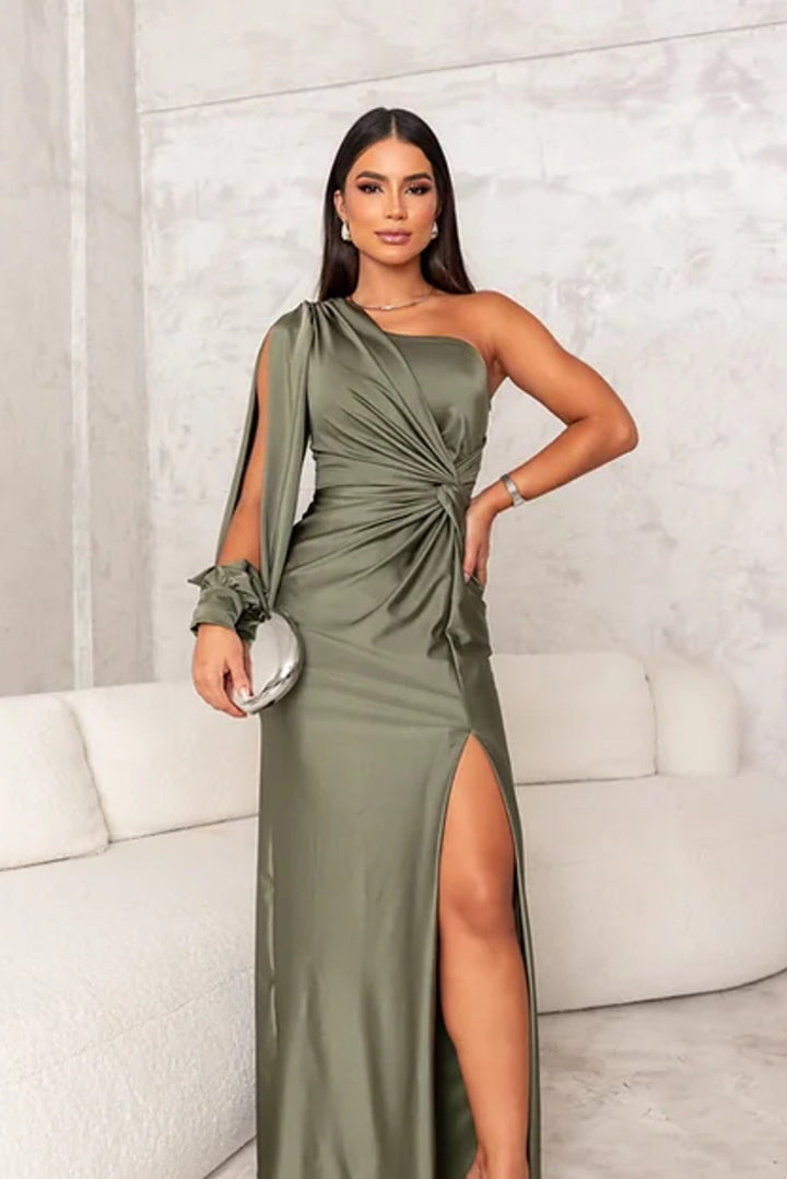 Sorrel – Classic Elegant Maxi Dress