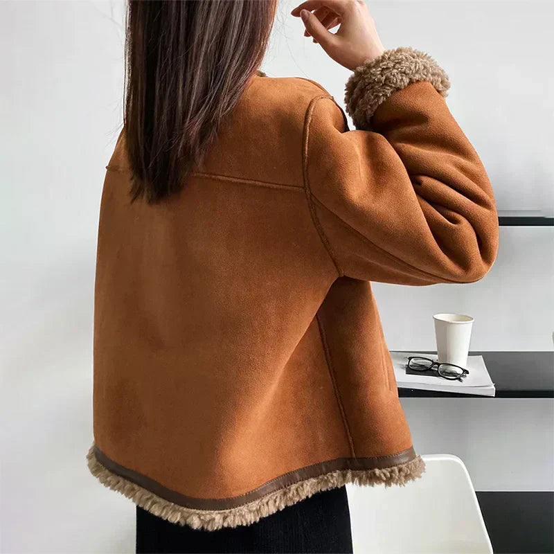 Cerys – Shearling Button Jacket