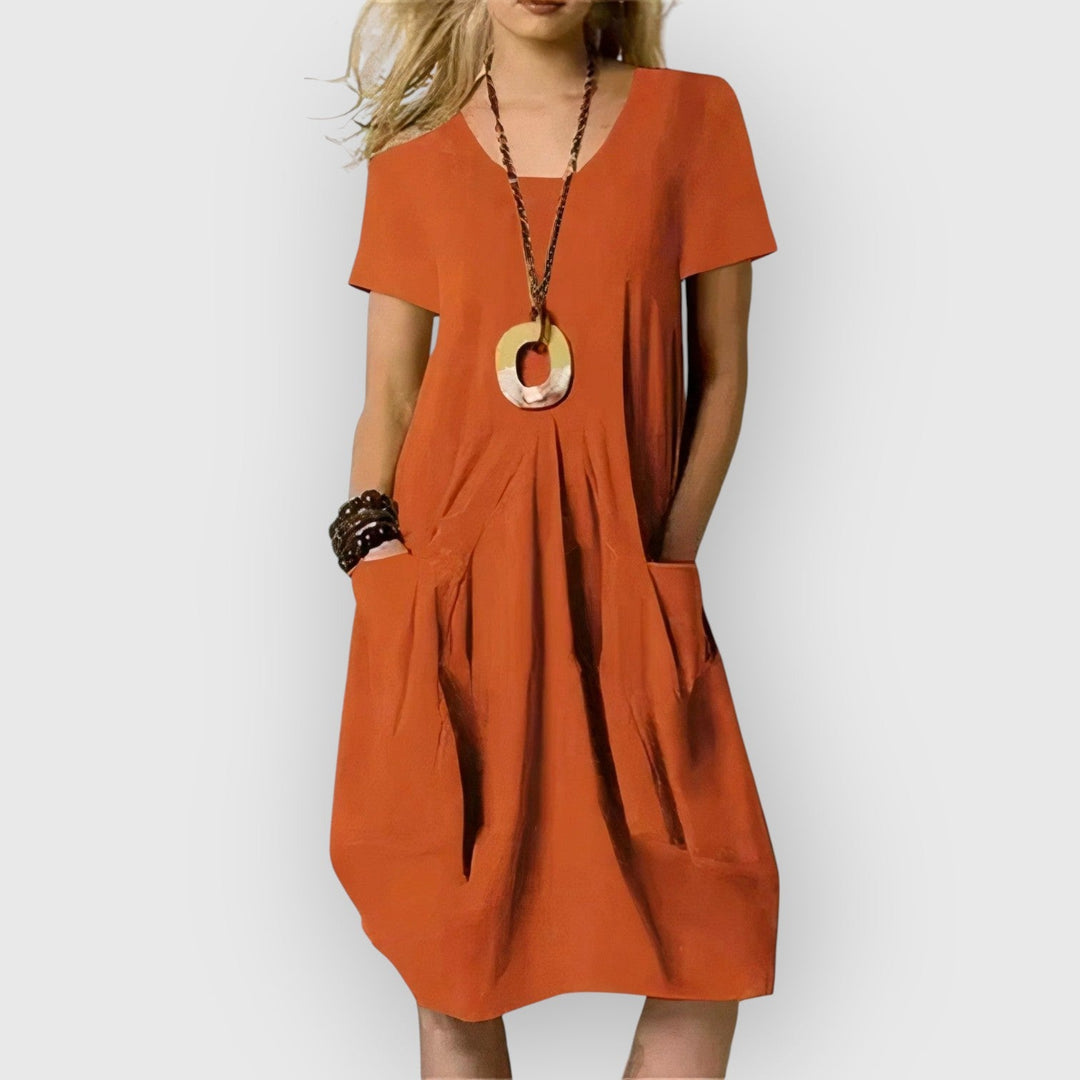 Preslyn – Relaxed Short Sleeve Midi Dress
