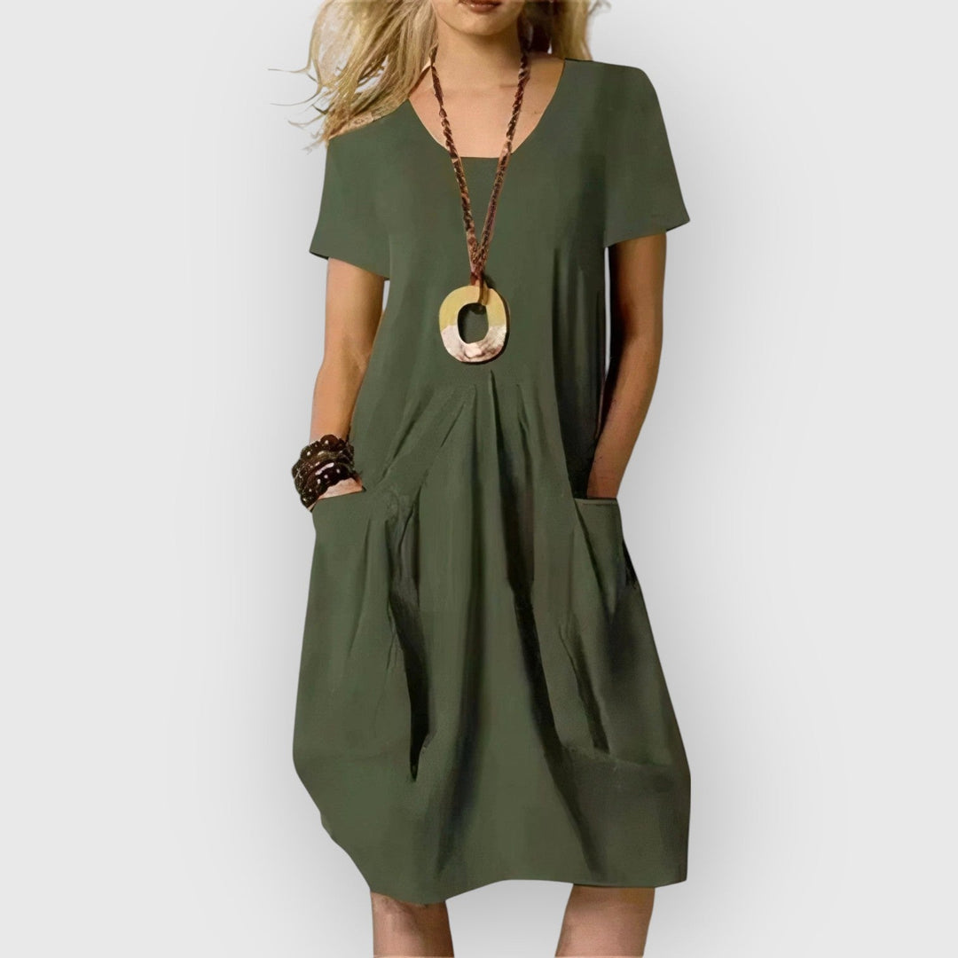 Preslyn – Relaxed Short Sleeve Midi Dress