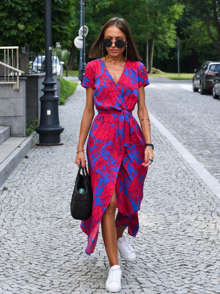 Tia – Elegant Midi Dress